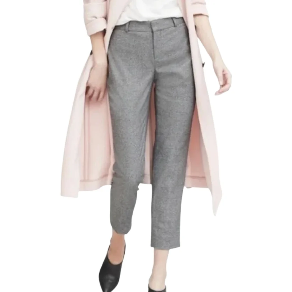 Banana Republic Avery pin striped linen straight leg pants size‎ 2S new!!!